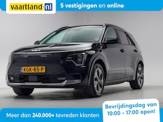 Kia Niro e-Niro ExecutiveLine 64.8 kWh 3-fase [ LED Adapt.cruise Navi ]
