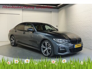BMW 320i M-Pakket | Carplay | 19 inch | Dealeronderhouden | NAP