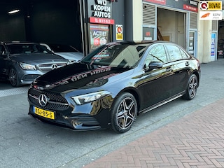 Mercedes-Benz A-klasse 250 e Business Solution AMG Limited Carplay Sfeerverlichting