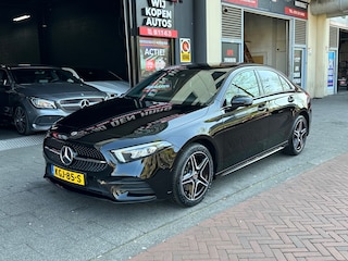 Mercedes-Benz A-klasse 250 e Business Solution AMG Limited Carplay Sfeerverlichting