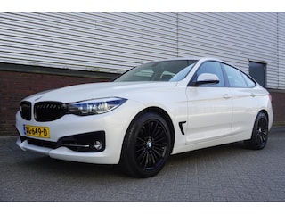 BMW 3-serie GT 320i Sport Line GT/BINNENKORT VERWACHT/