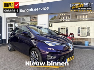 Renault Zoe R135 Intens 52 kWh | CCS Snelladen | Easylink navigatiescherm 9'3 inch | Dealeronderhouden | Prachtige kleur bleu violette | Koopbatterij | Inclusief batterij | Geen accuhuur |