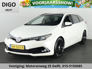 Toyota Auris 1.8 Hybrid Lease Pro . PANORMA DAK . NAVIGATIE . CRUISE CONTROL .