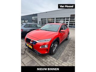 Hyundai Kona EV Premium 64 kWh Climate Control | Adaptieve Cruise | Stoelverwarming/stoelverkoeling | Android Auto/Apple Carplay | Achteruitrijcamera |