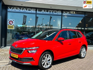 Skoda Kamiq 1.5 TSI ACT Sport Business Panorama App-Connect Adap.Cruise Camera Trekhaak!