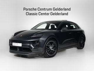 Porsche Macan 4