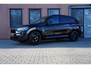BMW X1 sDrive20i | M-Sport | Leer | Head-Up | H&K | NAP