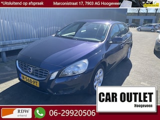 Volvo V60 1.6 T3 Ocean Race Clima, Stoelvw, Navi, CC, PDC, LM, Afn.Trekh, – Inruil Mogelijk –