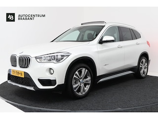 BMW X1 SDrive20i High Executive (PANORAMADAK, HARMAN/KARDON, GROOT-NAVIGATIE, STOELVERWARMING, DEALER ONDERHOUDEN)