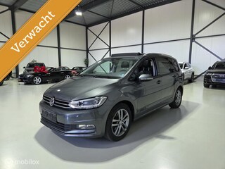 Volkswagen Touran 1.4 TSI Sound dsg Pano|LED