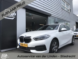 BMW 118i High Executive Automaat