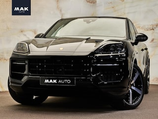 Porsche Cayenne 3.0 E-Hybrid Black Edition, SportDesign, pano, 22", tr.haak, Bose, luchtv., memory, ACC, privacy