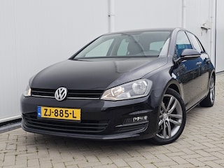 Volkswagen Golf 1.4 TSI Highline 140PK bj 2013 LED Massage Half leder Navi