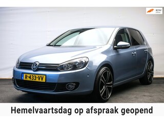 Volkswagen Golf 1.8 TSI 160PK Sportline [ Alcantara Stoelverwarming 18 Inch Parkeersensoren Climate Control Cruise Control ]