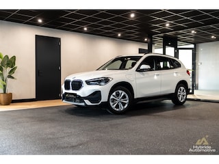 BMW X1 xDrive25e High Exec. | Camera | Navi | Stoelverwarming |