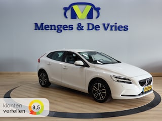 Volvo V40 1.5 T2 Nordic+ Standkachel | Trekhaak | Leder | Cruise Control | Navigatie | Stoelverwarming | Isofix | NAP