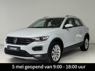 Volkswagen T-Roc 1.0 TSI Style Business | Navigatie | PDC | Cruise Control Adaptief |