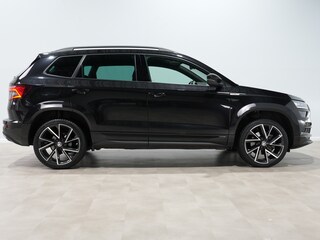 Skoda Karoq 1.5 TSI DSG ACT Sportline Business | Matrix-LED | Camera | Stoel/Stuurverw. | Navi
