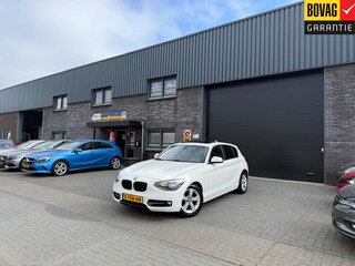 BMW 116i Business+ Limited Edition | 1E EIGENAAR | SCHUIFDAK | AUTOMAAT | NAVI | STOELVERW. | CRUISE | LMV | AIRCO |