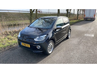 Volkswagen Up 1.0 high up! BlueMotion 5-DEURS / AIRCO / GEEN GARANTIE / MET NIEUWE APK