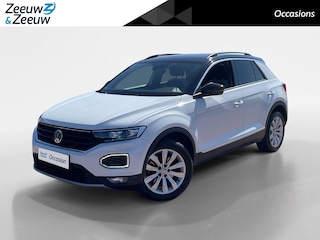Volkswagen T-Roc 1.5 TSI Sport *Automaat*Navigatie*Parkeersensoren*Trekhaak*Adapt. Cruise control*Climate Control*Stoelverwarming*LM.Velgen*Zeer nette auto!
