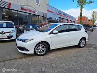 Toyota Auris 1.8 HYBRID DYNAMIC GO