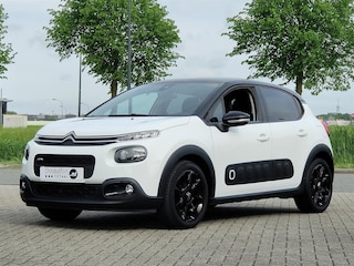 Citroën C3 1.2 PureTech S&S Shine | Panorama | Trekhaak | Camera | Carplay | Cruise