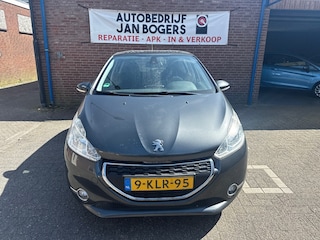 Peugeot 208 1.2 VTi Envy