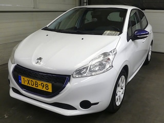 Peugeot 208 1.0 VTi LIKE - Trekhaak - Weinig km NAP
