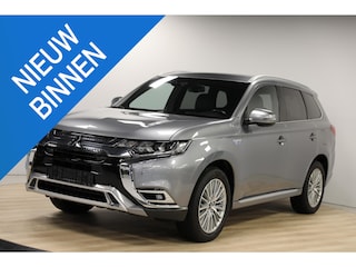 Mitsubishi Outlander 2.4 PHEV Instyle | Schuif- kanteldak | Leer | Trekhaak