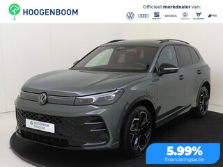Volkswagen Tiguan 1.5 eHybrid R-Line Edition | SoH 98% | Panoramadak | Trekhaak |  Lederen bekleding | Head-up display | Black style | Harman/Kardon audio | 360 camera | Dode hoek assistent |