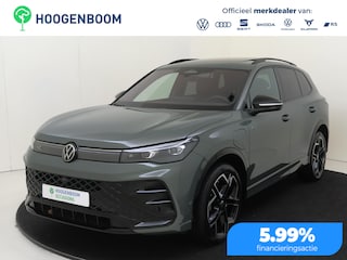 Volkswagen Tiguan 1.5 eHybrid R-Line Edition | SoH 99% | Panoramadak | Trekhaak | Lederen bekleding | Black style | Head-up display | Harman/Kardon audio | 360 camera | Parkeerassistent |
