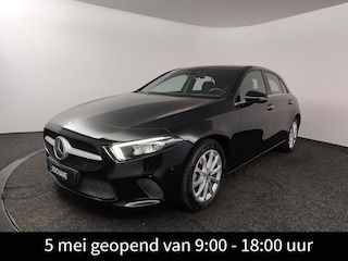 Mercedes-Benz A-klasse 200 d AMG Line TREKHAAK | NAVIGATIE | ACHTERUITRIJCAMERA | PARKEERSENSOREN