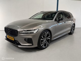 Volvo V60 2.0 T8 Twin Engine AWD R-Design PANO / B&W