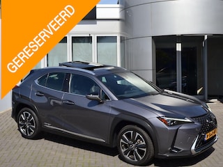 Lexus UX 250h EXECUTIVE LINE SCHUIF-DAK MARK-LEVINSON-AUDIO GROOT-SCHERM LEDER