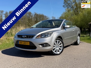 Ford Focus Coupé-Cabriolet 2.0 Titanium Automaat Leder slechts 130.209 km Navi Stoelverwarming Clima PDC Cruise Goed Onderhouden!