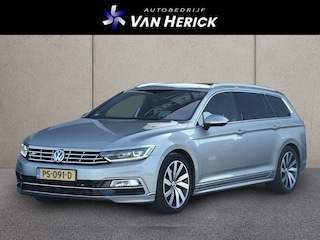 Volkswagen Passat Variant 1.4 TSI Highline Business R | R-Line | Leder | Trekhaak | Head-up