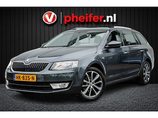 Skoda Octavia Combi 1.6 TDI Greentech Edition Businessline Trekhaak/ Stoelverwarming/ Climate control/ Full map navigatie/ Cruise control