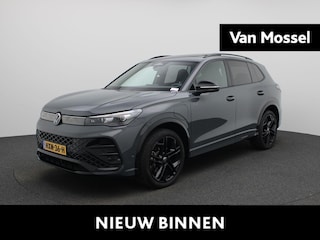 Volkswagen Tiguan 1.5 eHybrid R-Line Edition 204 PK| Origineel Nederlands | 1e Eigenaar | Panoramadak | Navigatie | Stoelverwarming | Stuurwielverwarming | Achteruitrijcamera