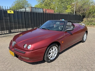 Alfa Romeo Spider 1.8-16V T.Spark Leer/Airco/LMV