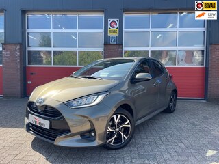 Toyota Yaris 1.5 Hybrid 115 Style, Stuur + Stoelverwarming, Carplay, Winterbandenset