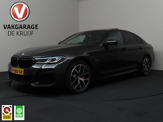 BMW 520e M-Sport Business Edition Plus, Laser Light, Head-Up, Schuifdak,Harman Kardon, Camera, Leer
