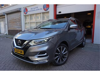 Nissan Qashqai 1.3 DIG-T Tekna + Dynamic | NAPPA LEER | Panoramadak | Trekhaak | BOSE | Memory Pack | Adapieve cruise + Lane departure + Blindspot indicator | NL Auto | Dealer onderhouden