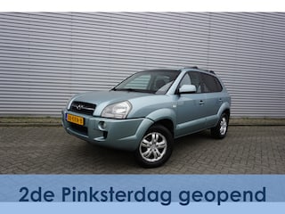 Hyundai Tucson 2.0i Style Executive Climate / Navi / Cruise / Elektr. ramen / Parkeersens. / Trekhaak / NAP