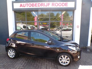 Mazda 2 1.3 5-Drs Sport GOED ONDERHOUDEN! ''ZONDAG EN KONINGSDAG OPEN''