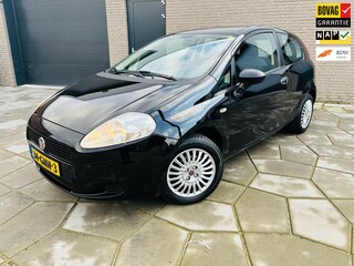 Fiat Punto Grande 1.2 Active| 3 Drs| Airco| 4 x All-Season |Nieuwe APK en net onderhoud gehad