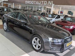 Audi A4 Limousine 1.8 TFSIe Edition Airco, Cruise Control, Trekhaak, Stuurbekrachtiging