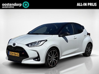 Toyota Yaris 1.5 Hybrid GR Sport | Dodehoek detectie | Voorstoelen verwarmd |