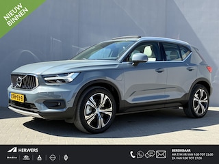 Volvo XC40 1.5 T5 Recharge Inscription / Dealer onderhouden / Schuif-/Kanteldak / Harman Kardon / Lederen Bekleding /