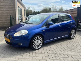 Fiat Punto Grande 1.4-16V Racing |5drs| airco | trekhaak | nieuwe apk | koopje !